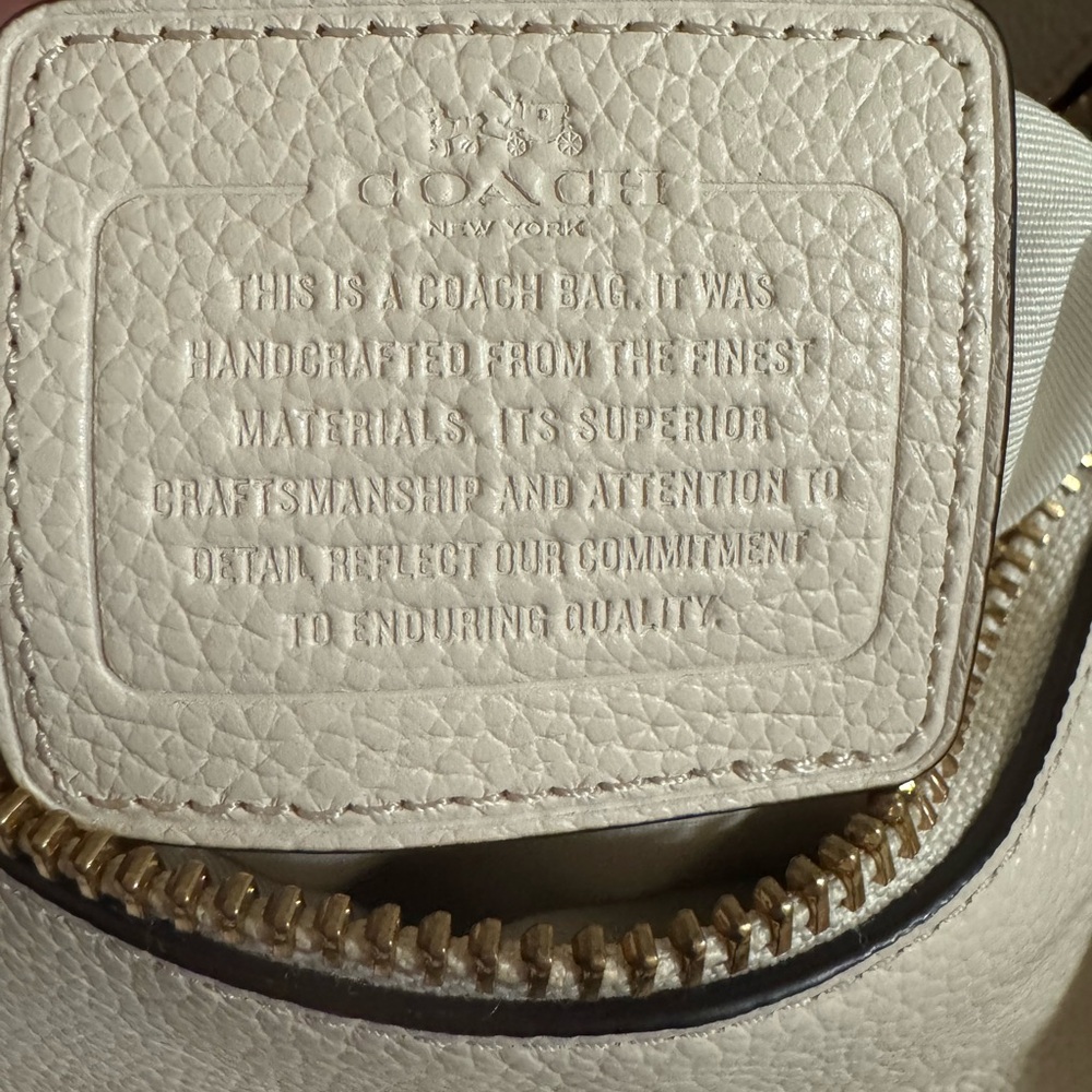 Coach Chelsea Hobo - Picture 6 of 6